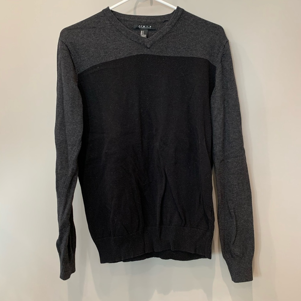 21men Premium V-Neck Sweater | Black & Gray | S